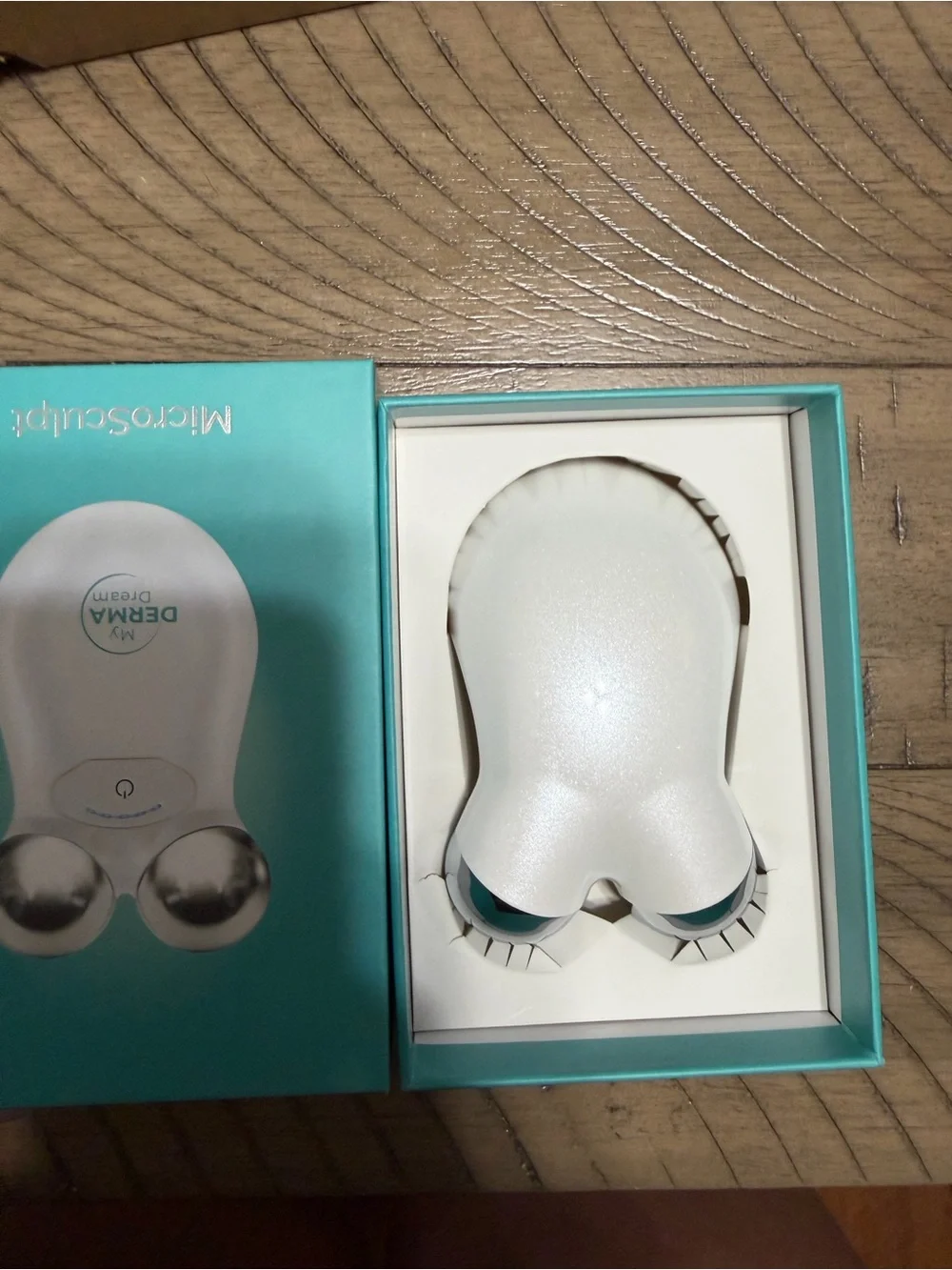 White Facial Microcurrent Massager - White